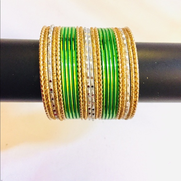 Indian Pakistani Green metal bangles set - Picture 3 of 6
